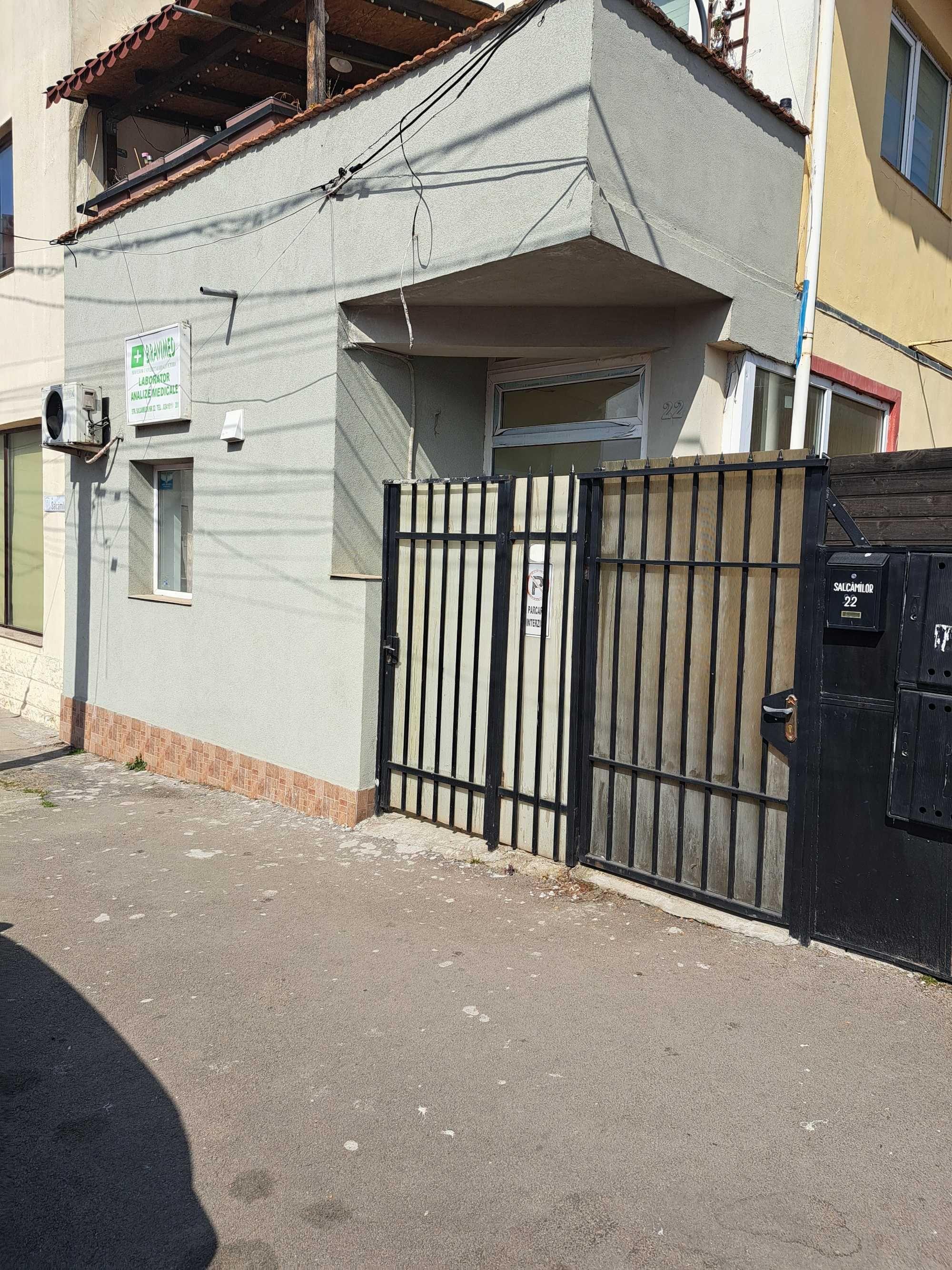 Spatiu comercial