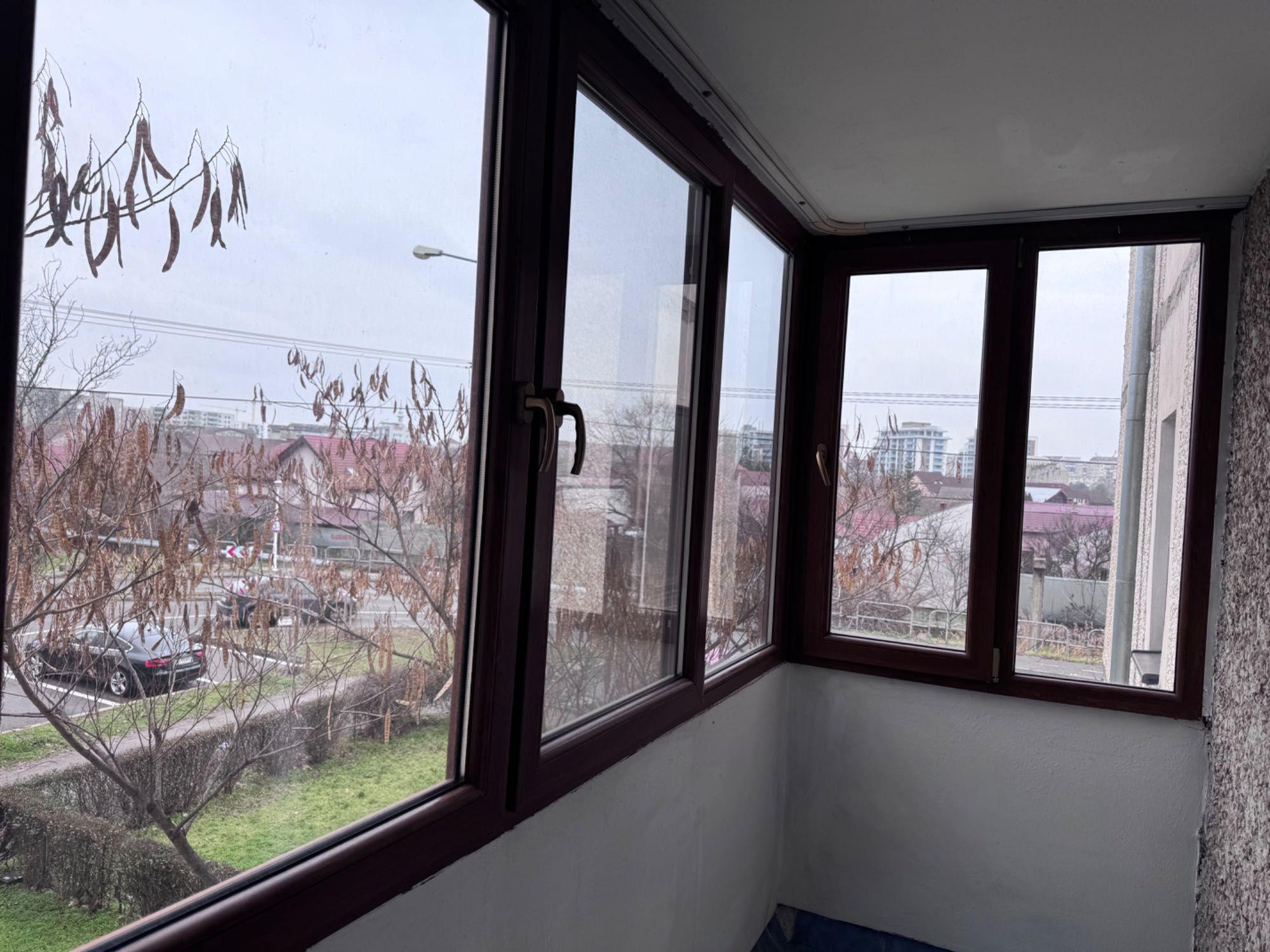 De vanzare apartament cu 3 camere tip PC dubla orientare