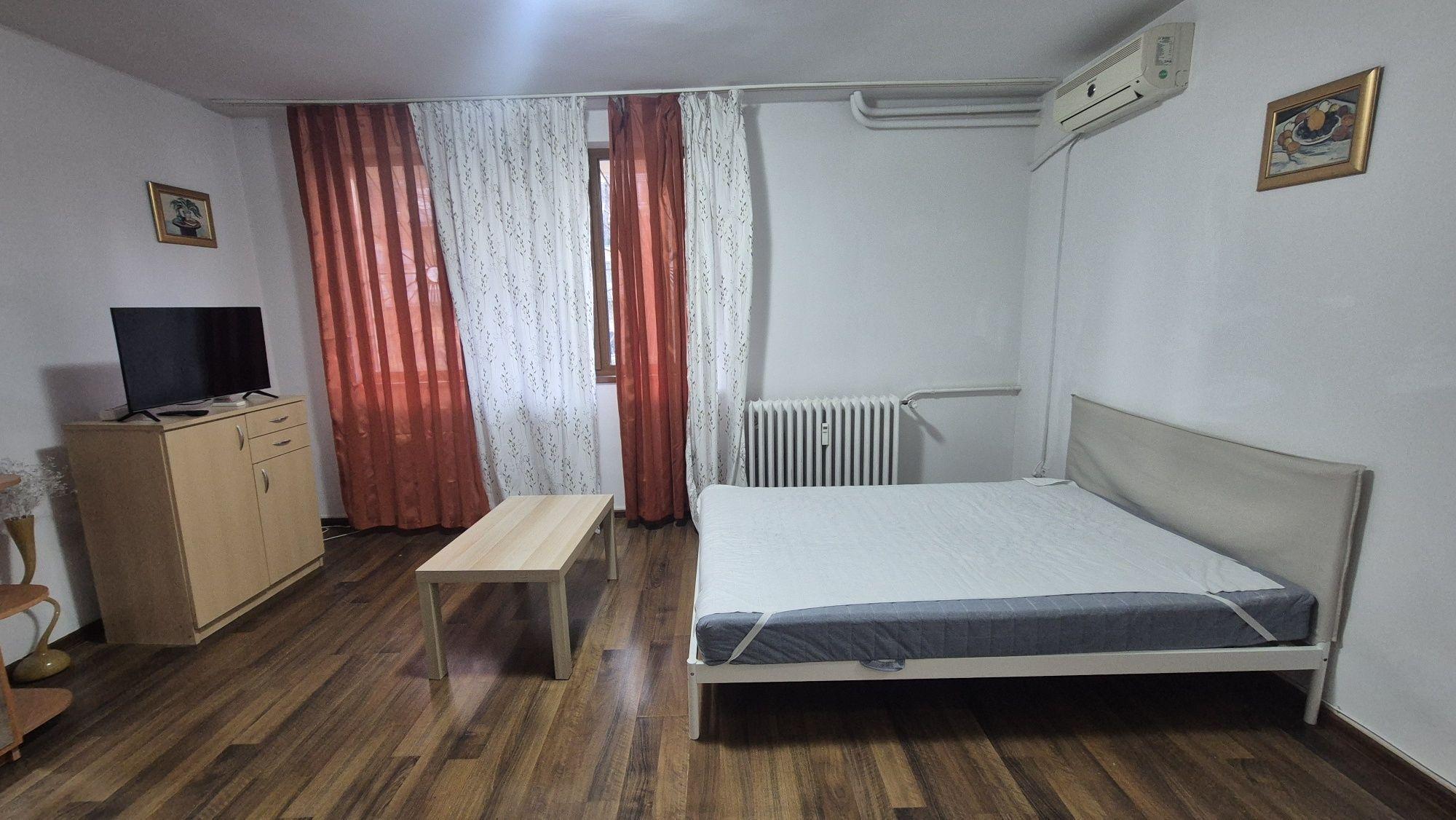 Particular garsoniera 33 mp Brancoveanu intersecție cu Nitu Vasile - imagine 1