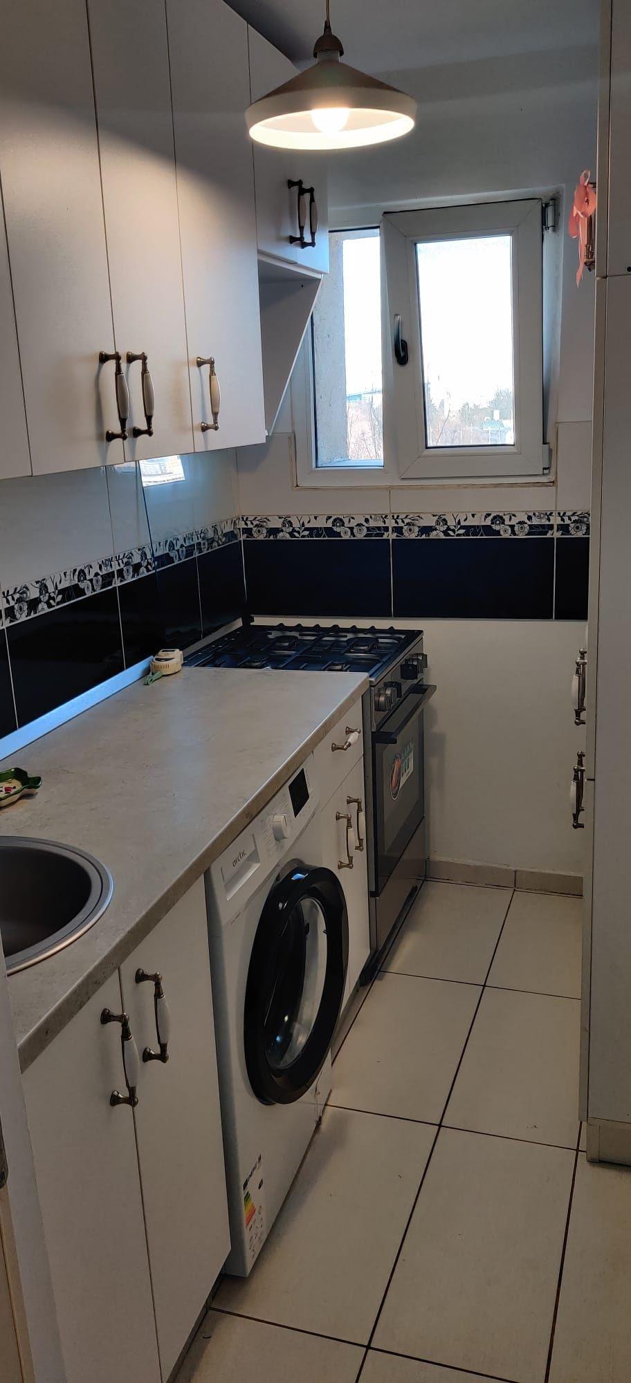 Închiriez apartament 2 camere Piața Sudului