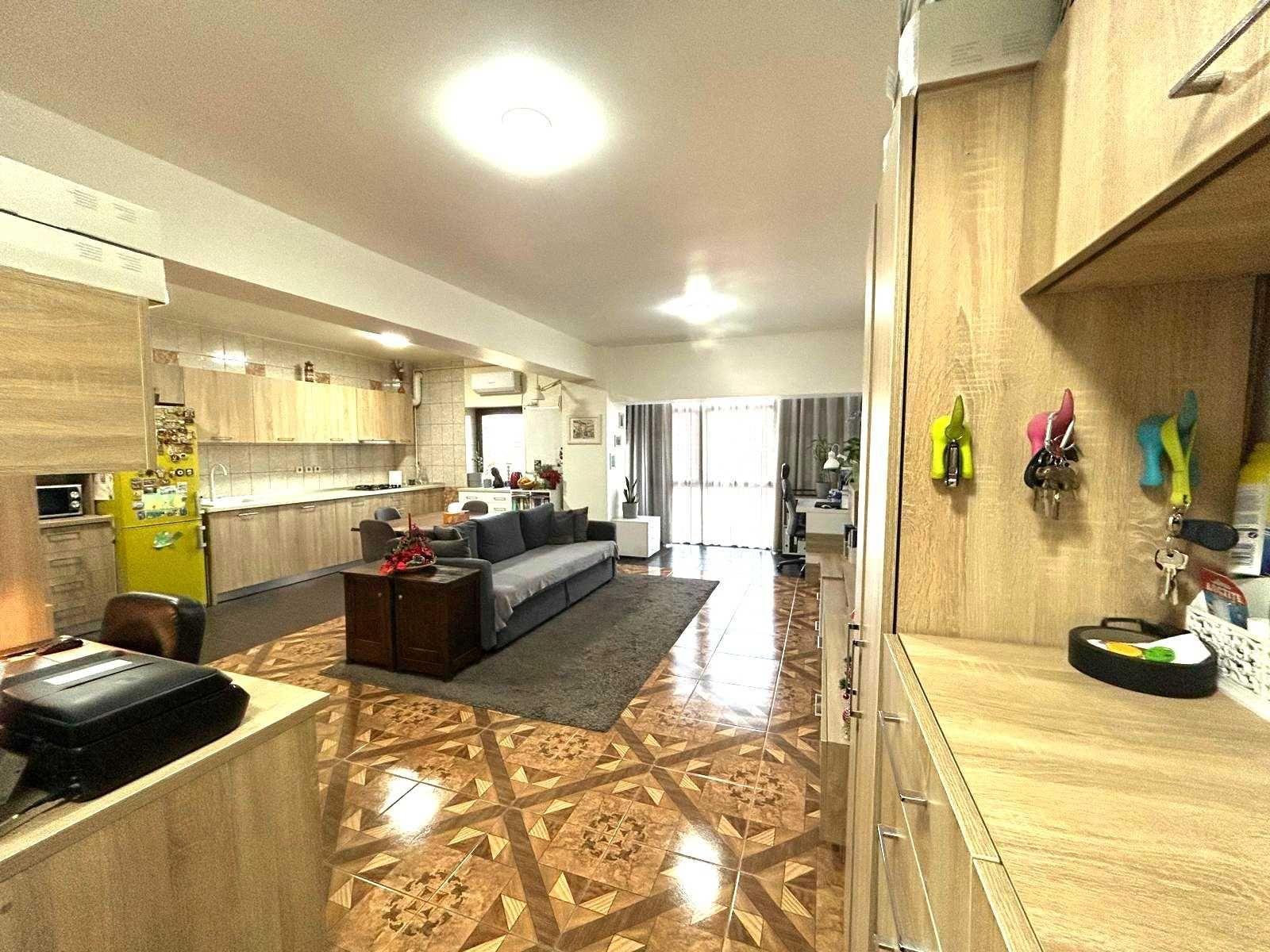234900 EURO | Apartament 3 camere Hotel Marriott