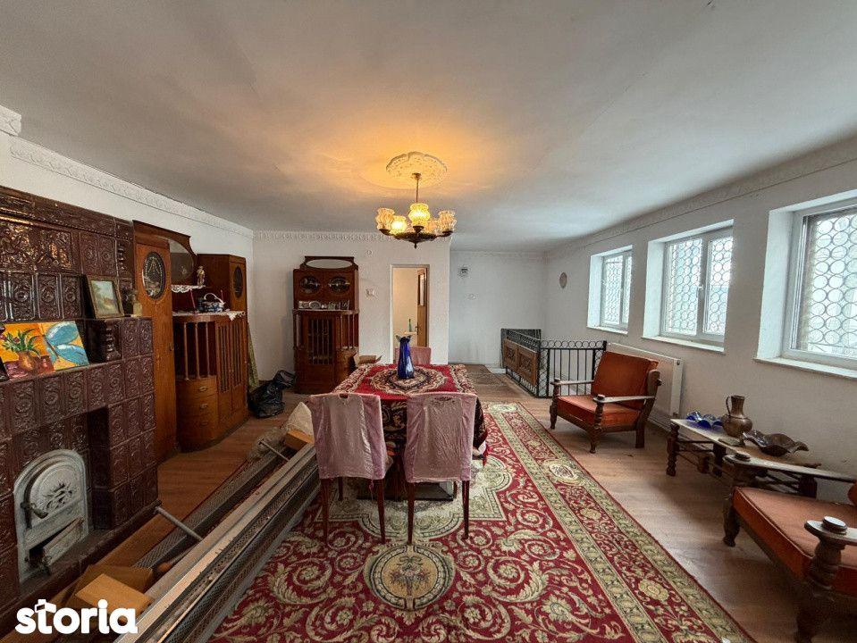 Casa 6 camere, Zavoiului, strada linistita