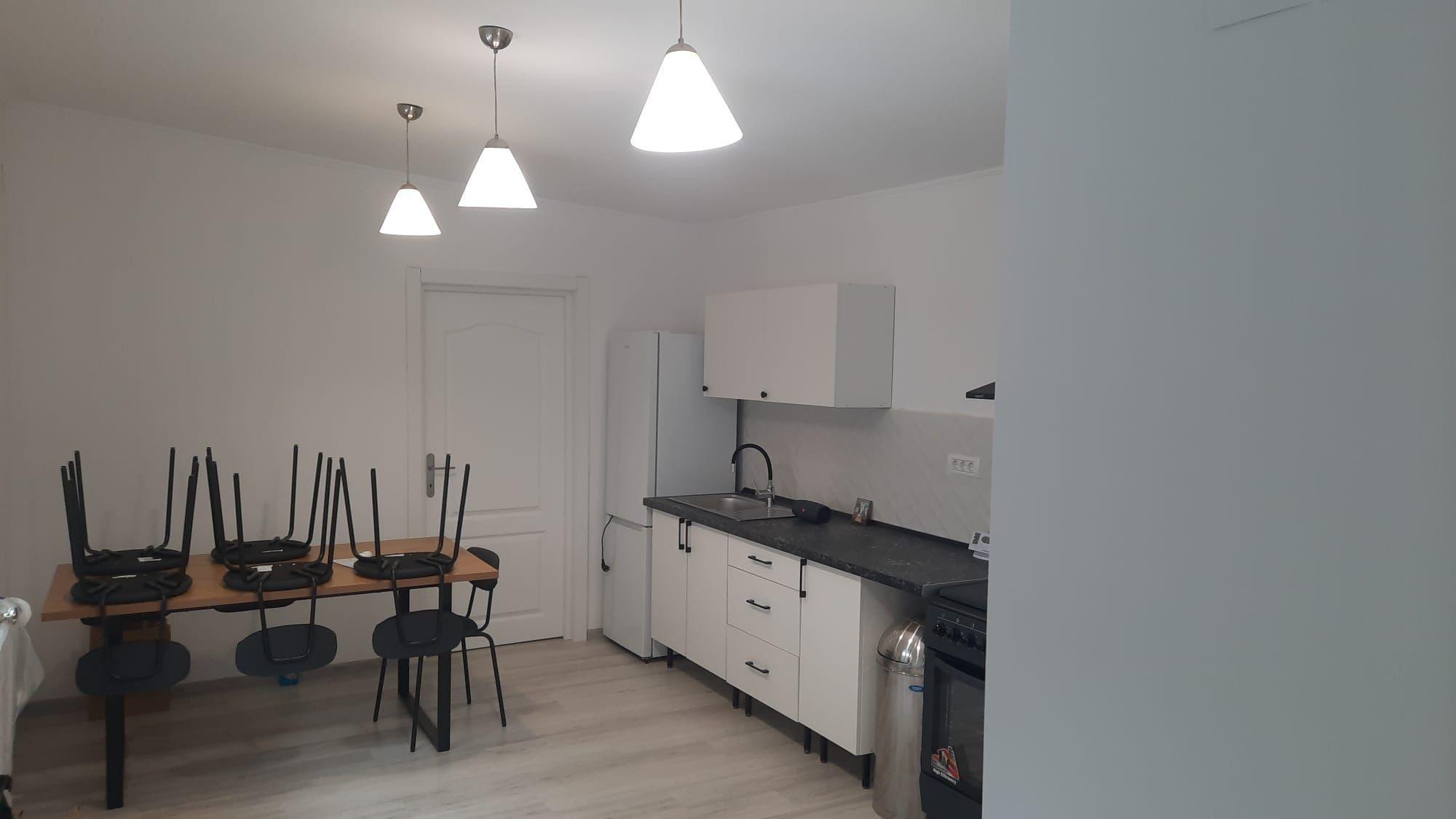 Inchiriez pentru muncitori casa la curte nou construita sos Alexandrie - imagine 1