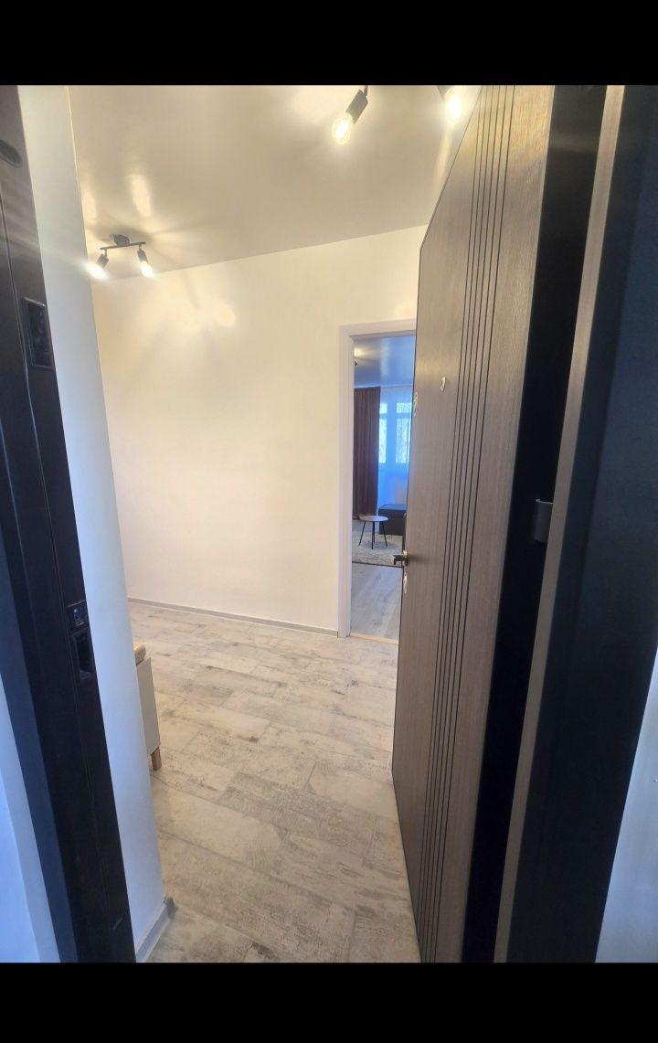 Vând apartament Drumul Taberei!