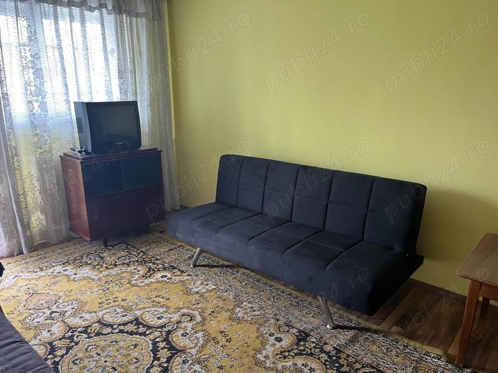 Inchiriez apart.3 camere Drumul Taberei chiar la statia de metrou