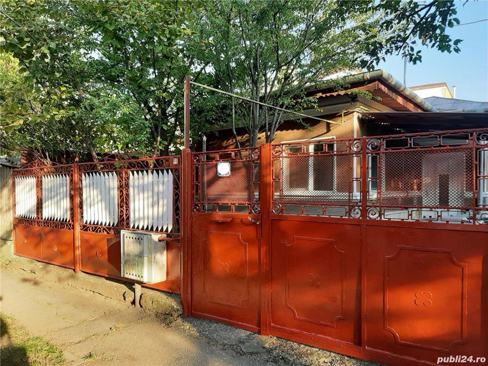 Casa de vanzare plus teren Damaroaia