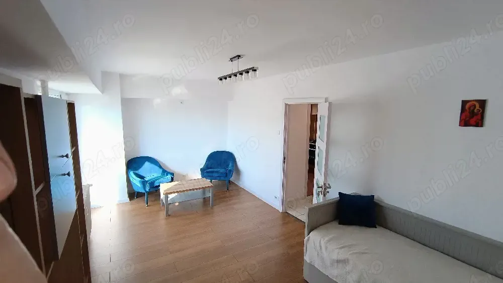 Garsoniera spatioasa, renovata, lângă Mega Mall