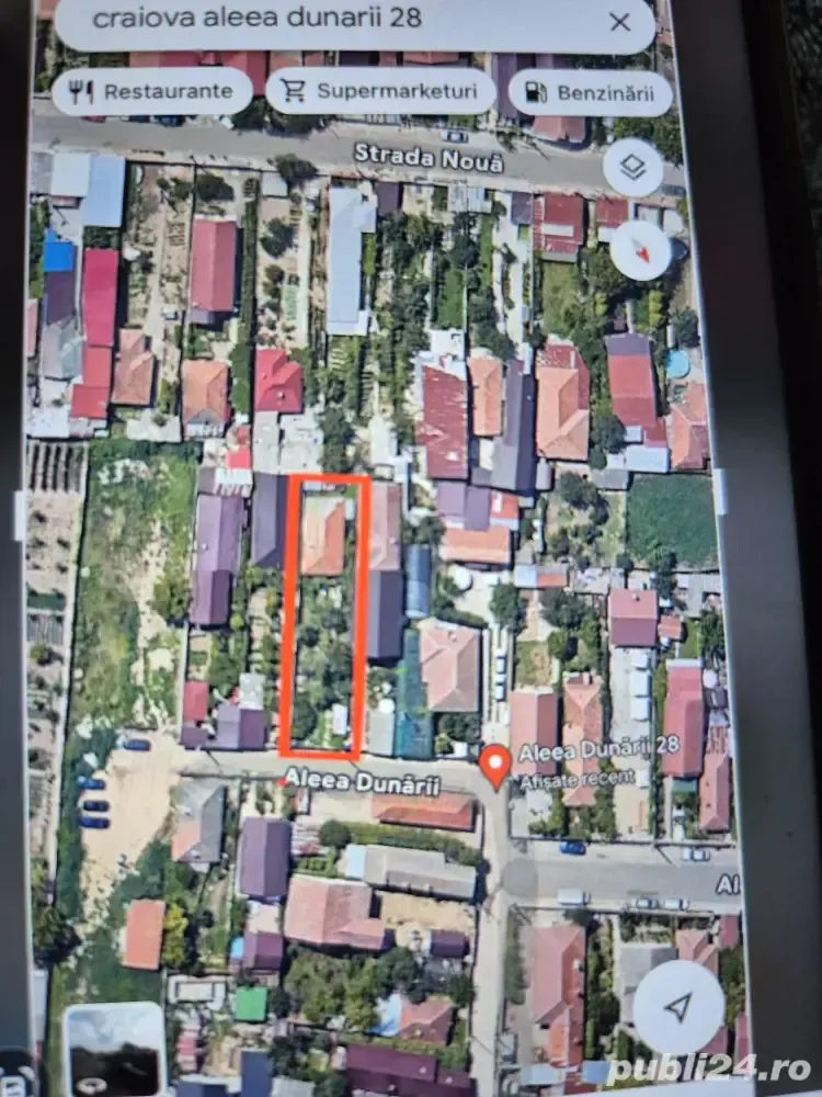 vînd casa bătrânească