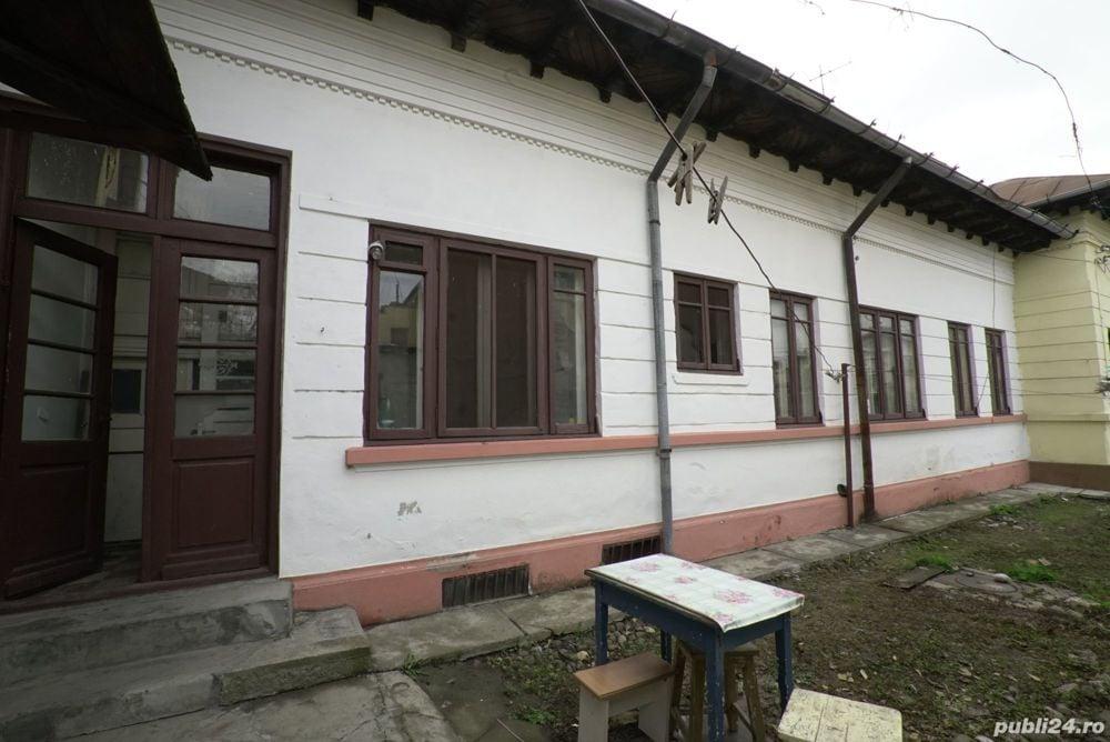 Vanzare casa central