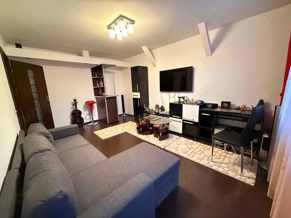 Apartament cu 3 camere Sector 3 - imagine 1