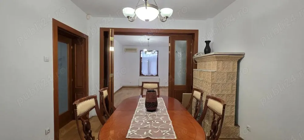 Vila 150mp utili, zona centrala si linistita - ideal birou sau locuinta - imagine 1