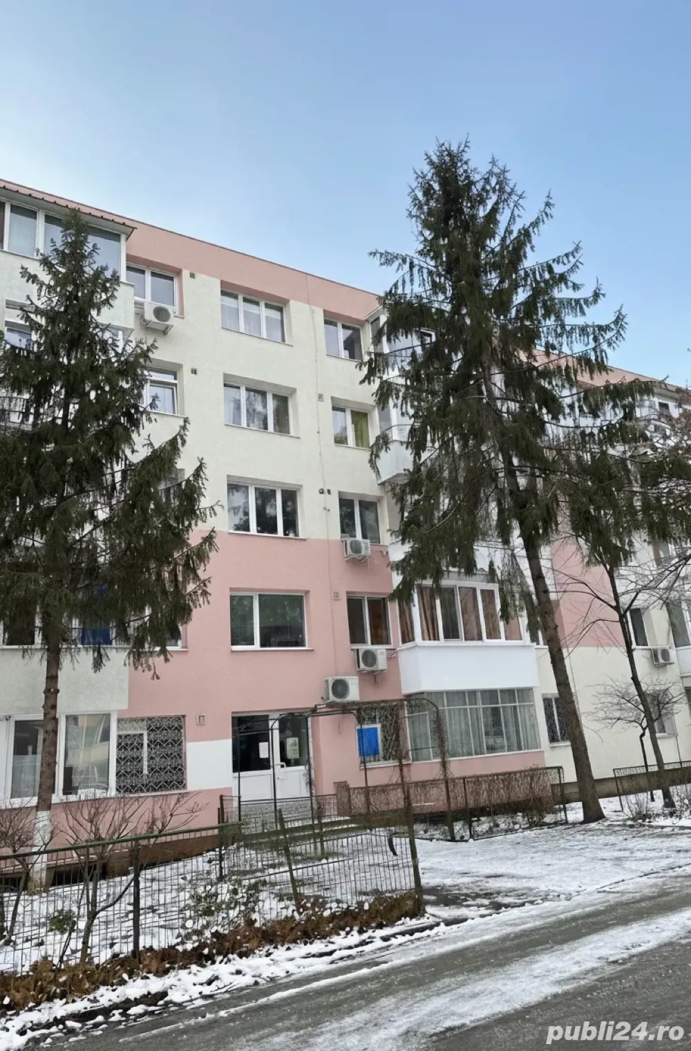 Apartament de vânzare   Titan, Sector 3, București - imagine 1