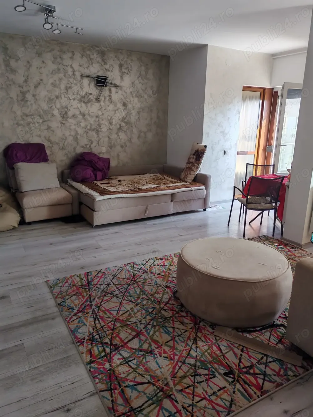 Apartament de vanzare 2 camere zona Titan, complex Rasarit de Soare - imagine 1