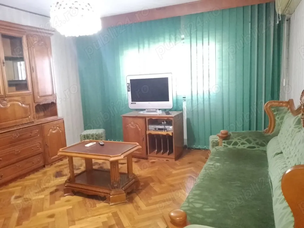 Vând Apartament 3 Camere