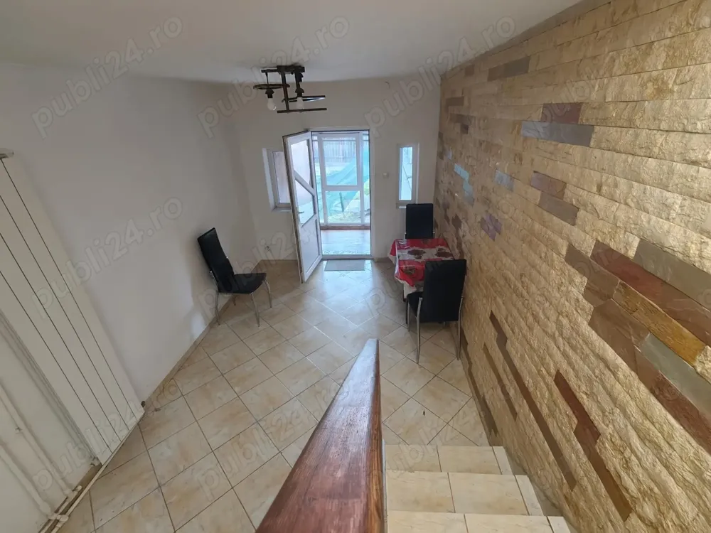 Casă trei camere cartier Bratianu