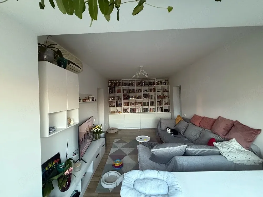 Vand apartament 3 camere semidecomandat, Tomis 2