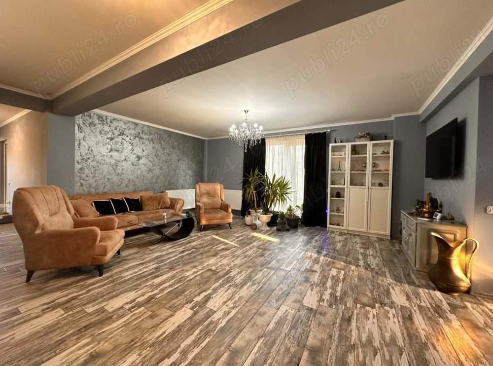 Casa Constanța  , Palazu Mare