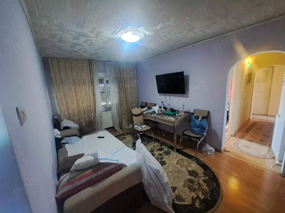 Vand apartament cu 4 camere zona Ferentari