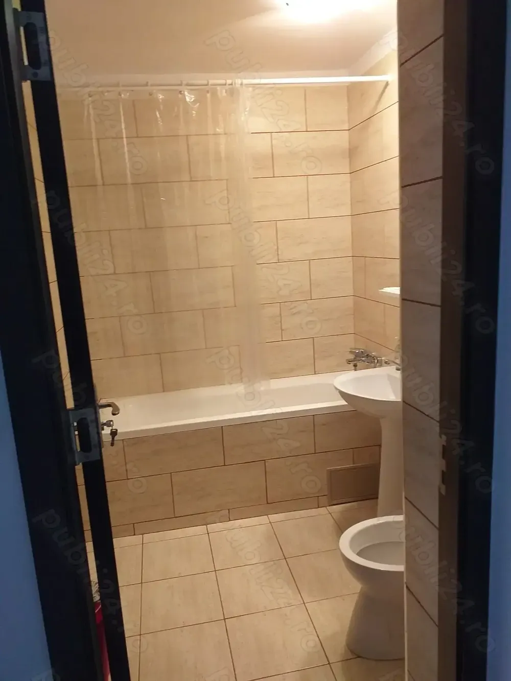Direct Proprietar.  Apartament 2 cam Cf1 decomandat , et 3 din 4. METROU Gorjului - imagine 1