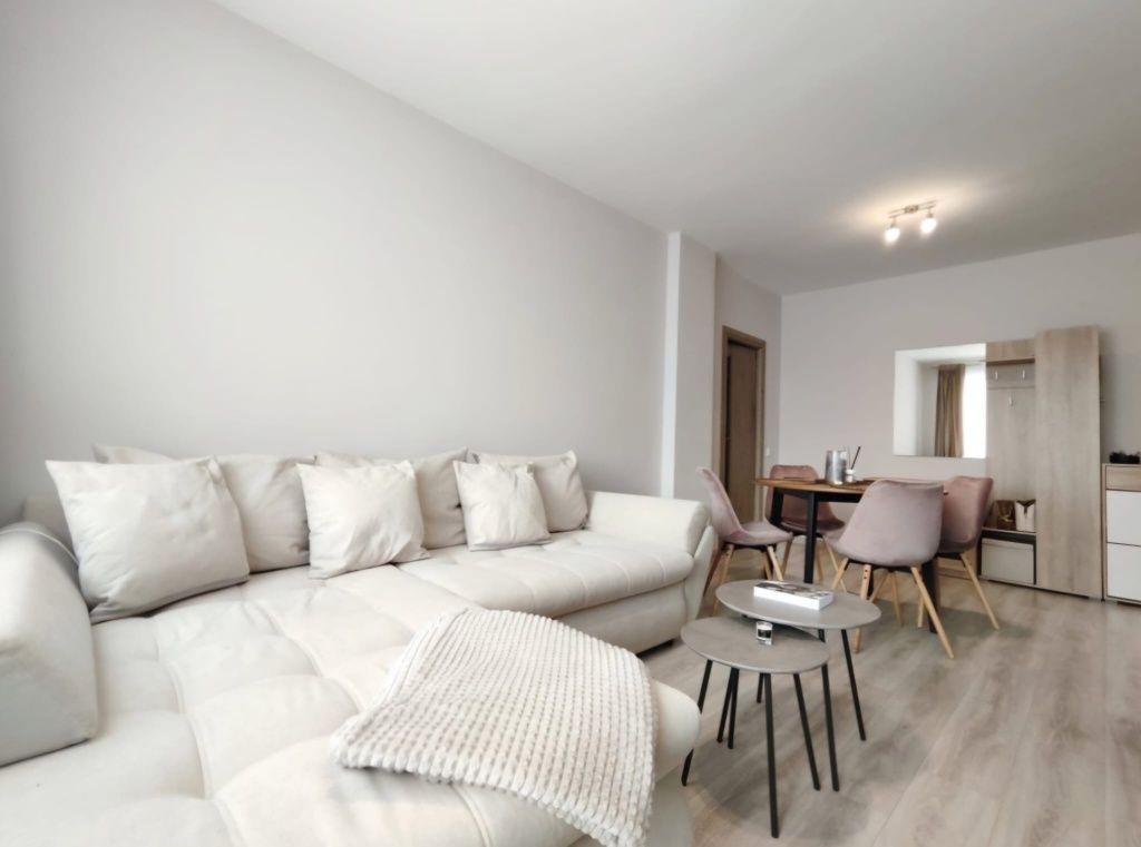 Persoana fizica, vand apartament 2 camere