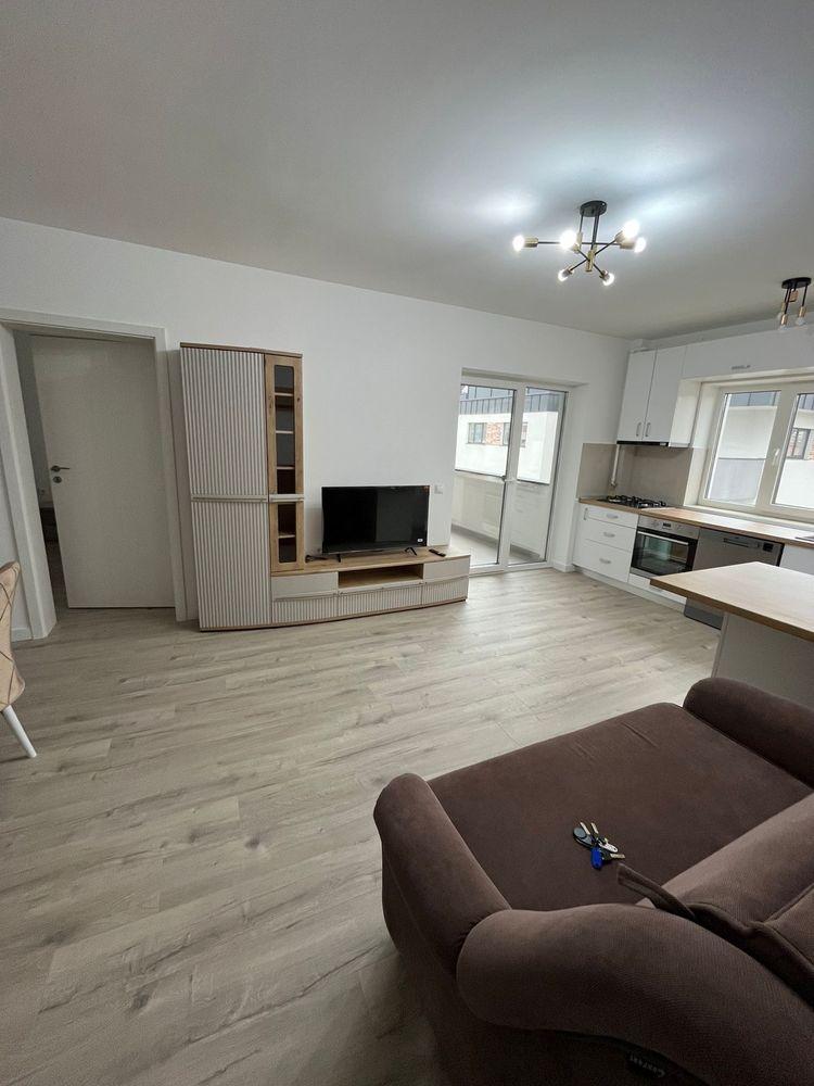 Închiriez apartament - imagine 1