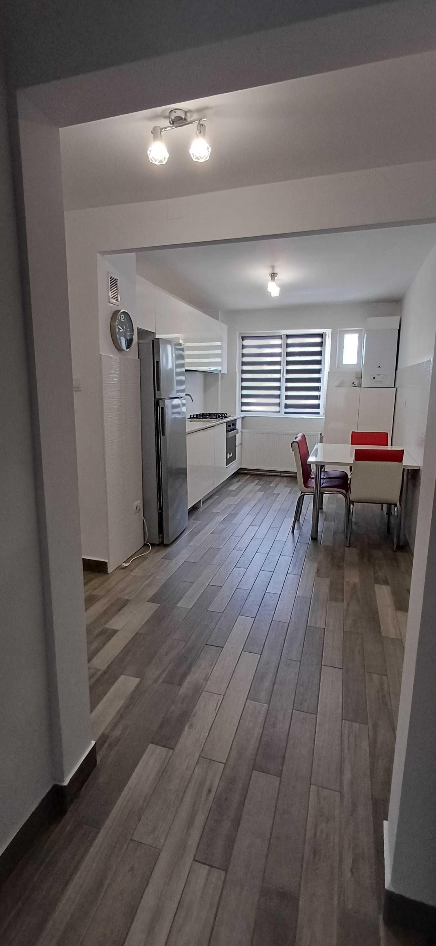 Ap. 3 cam decomandate, utilat+ Parcare, Manastur - imagine 1