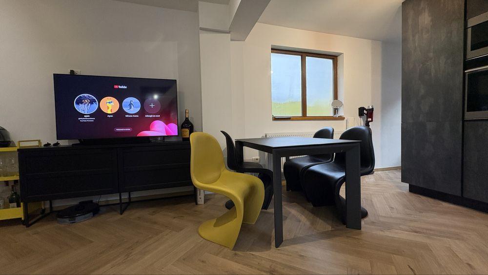 Direct proprietar! Casă modernă, ultracentrală, mobilată și utilată - imagine 1