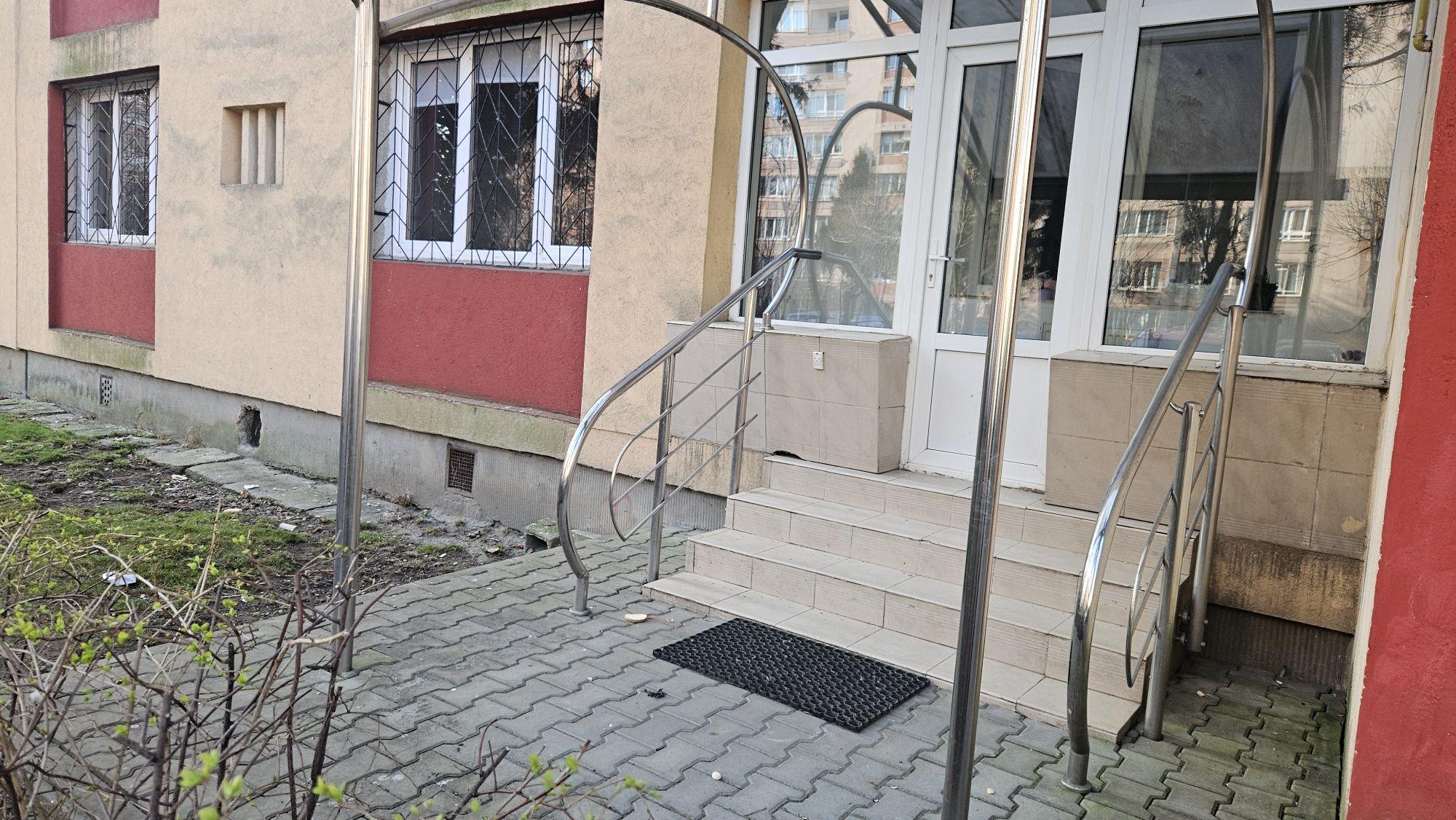 Spațiu pentru birouri apartament 3 camere intrare din stradă - imagine 1