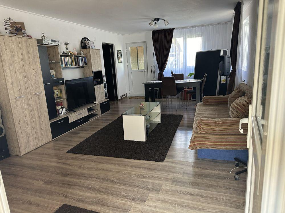 Casa de vanzare 1 Mai, zona linistita,suprafata construita 156 mp, - imagine 1