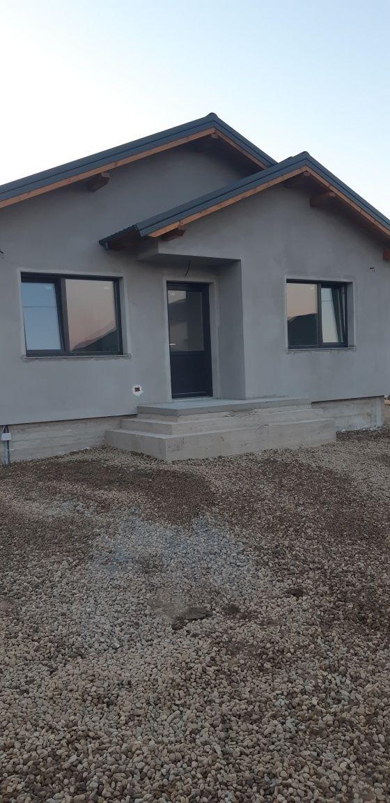 Vând casă Oșorhei