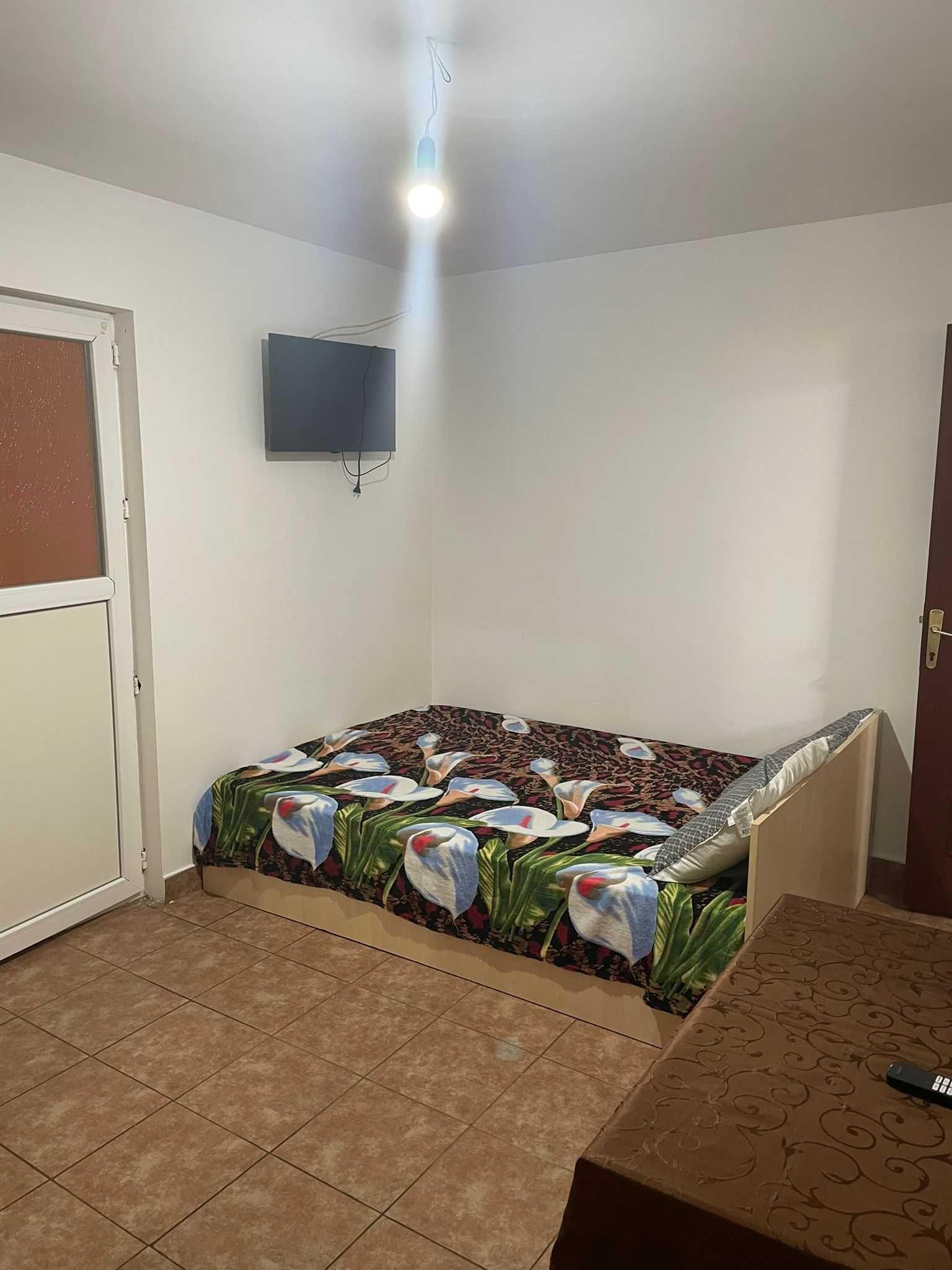 Garsoniera de Închiriat