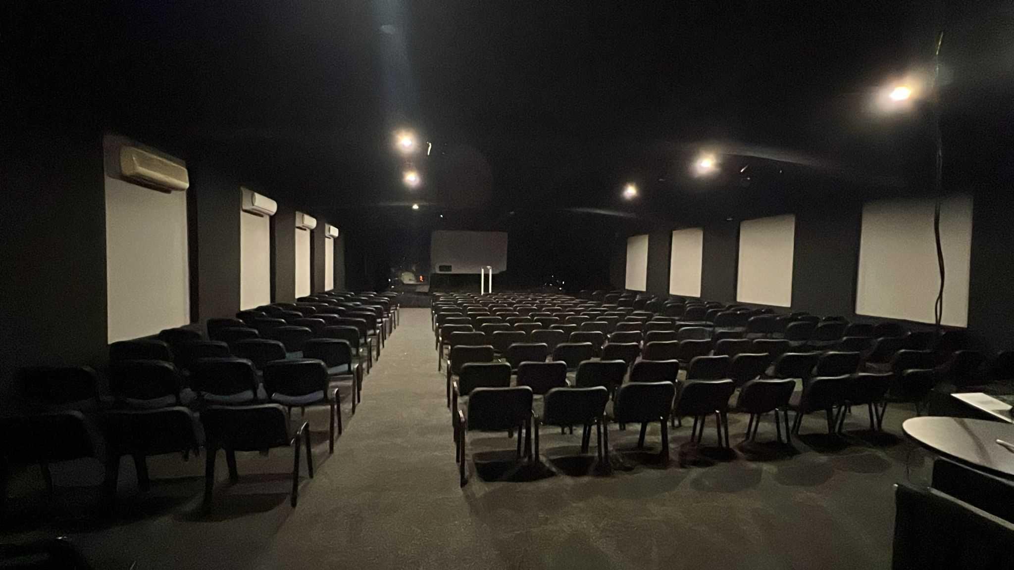 Inchiriez sala evenimente 300m2 zona Hyperion (Piata Unirii, Muncii)