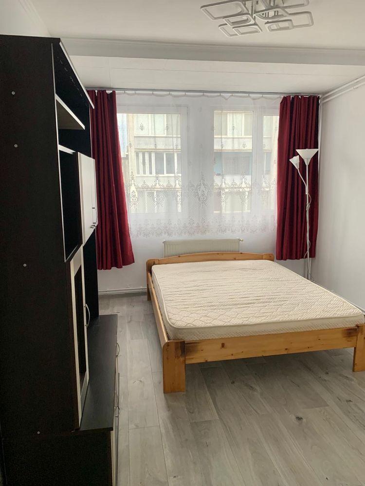 Piata Mihai Viteazu aparatament cu 2 camere de inchiriat - imagine 1