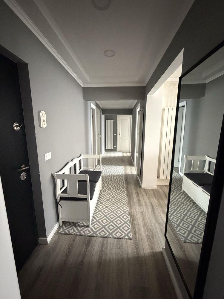 Apartament de vanzare 3 camere - imagine 1
