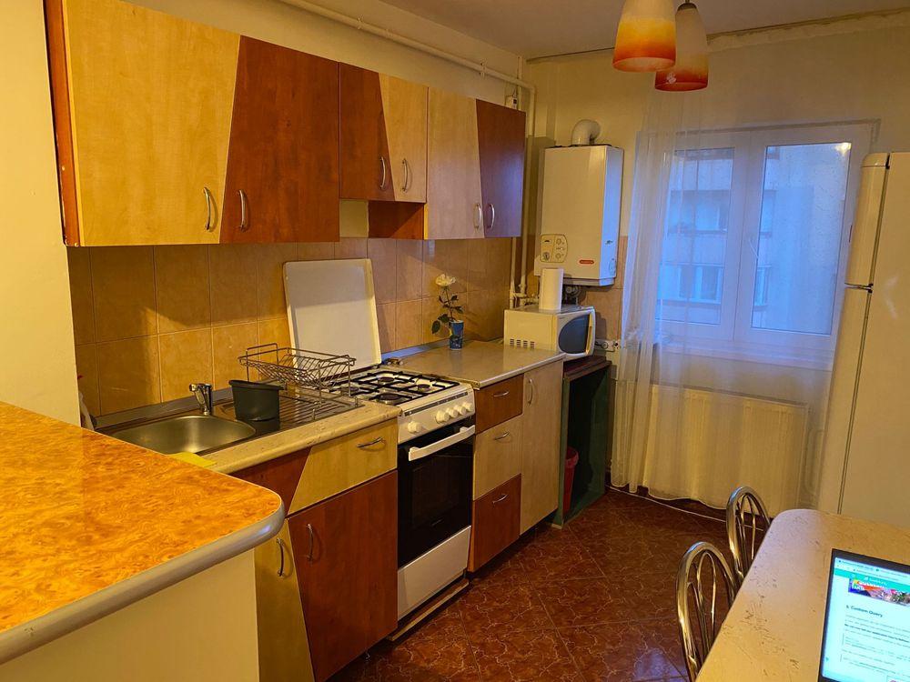 Inchiriez o camera in apartament cu 3 camere - Cluj-Napoca