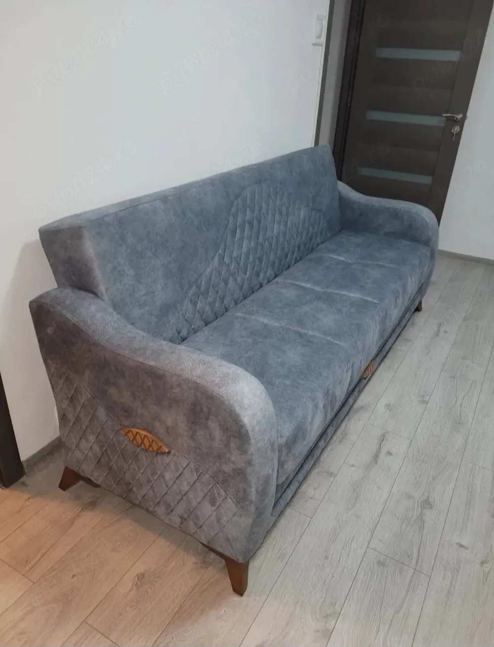 Inchiriez apartament 2 camere complet renovat si utilat, AC ,  et 4- Valea Rosie