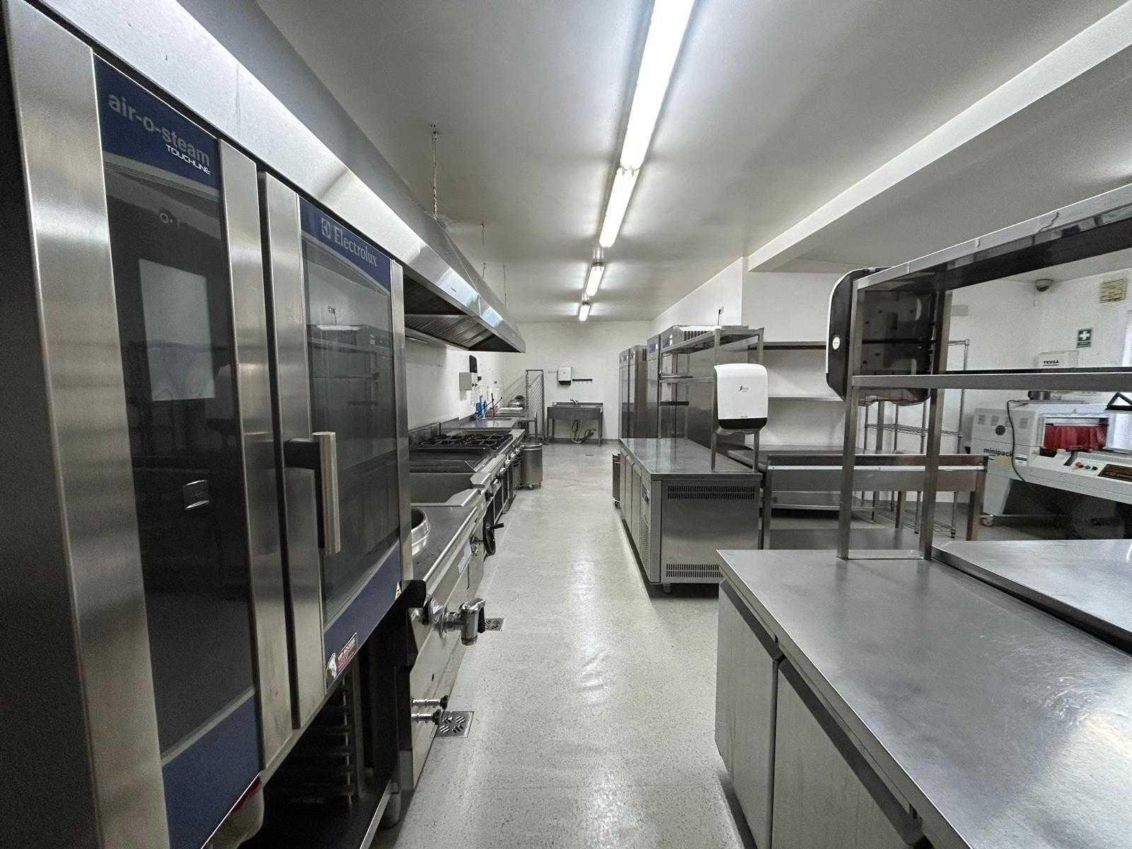 Bucătărie profesională complet utilată|catering/meal prep/disponibila - imagine 1
