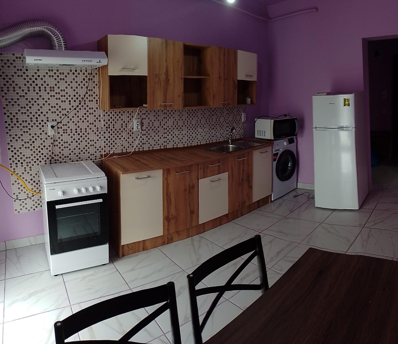 Închiriez apartament cu 1 cameră