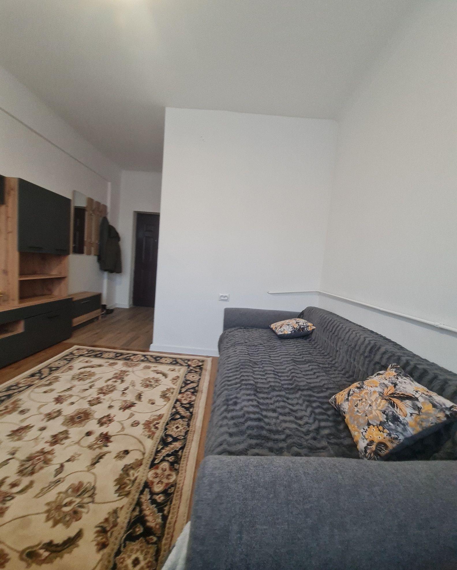 Inchiriez garsoniara in Gruia