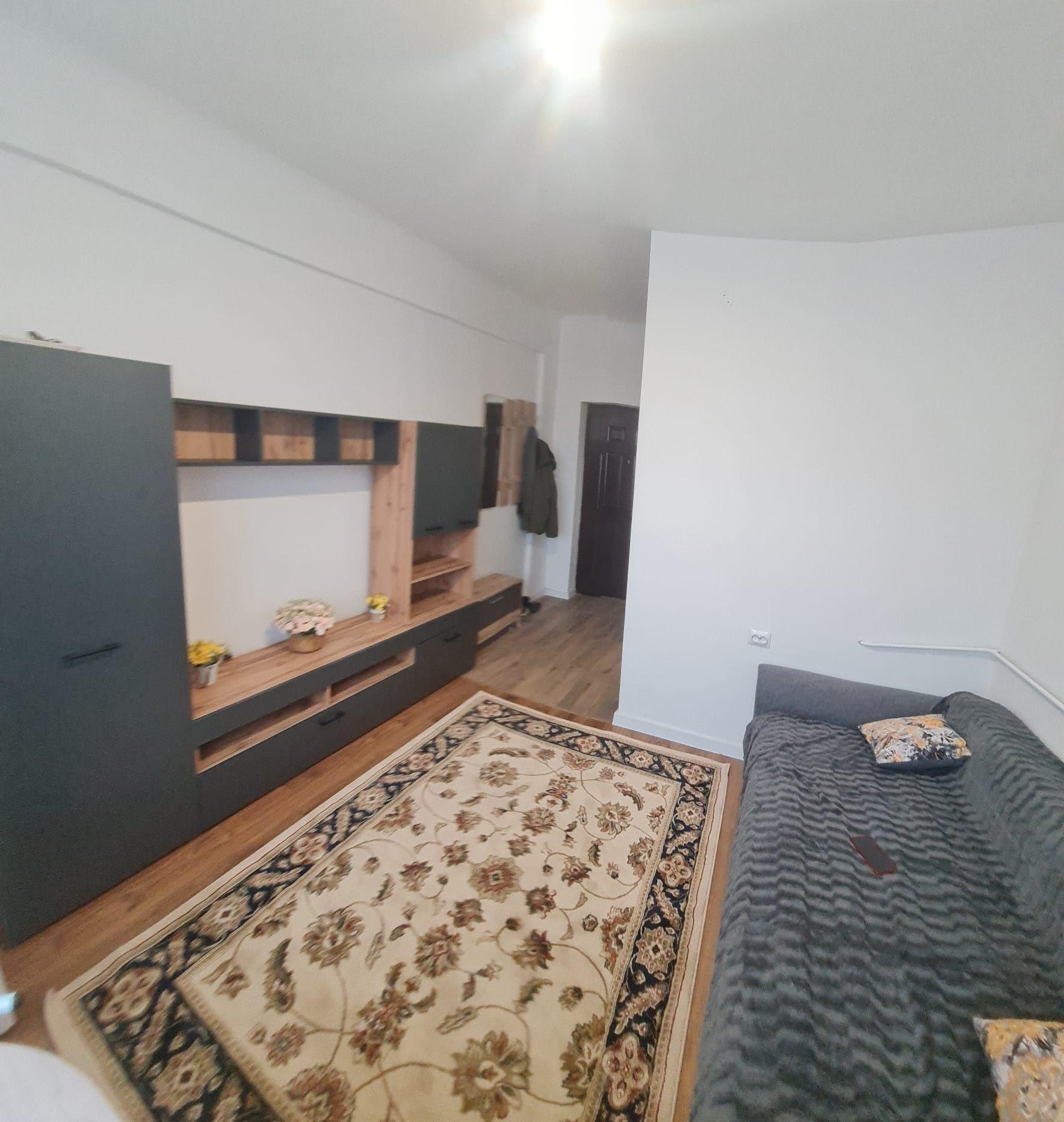 Închiriez garsoniera cartier Gruia