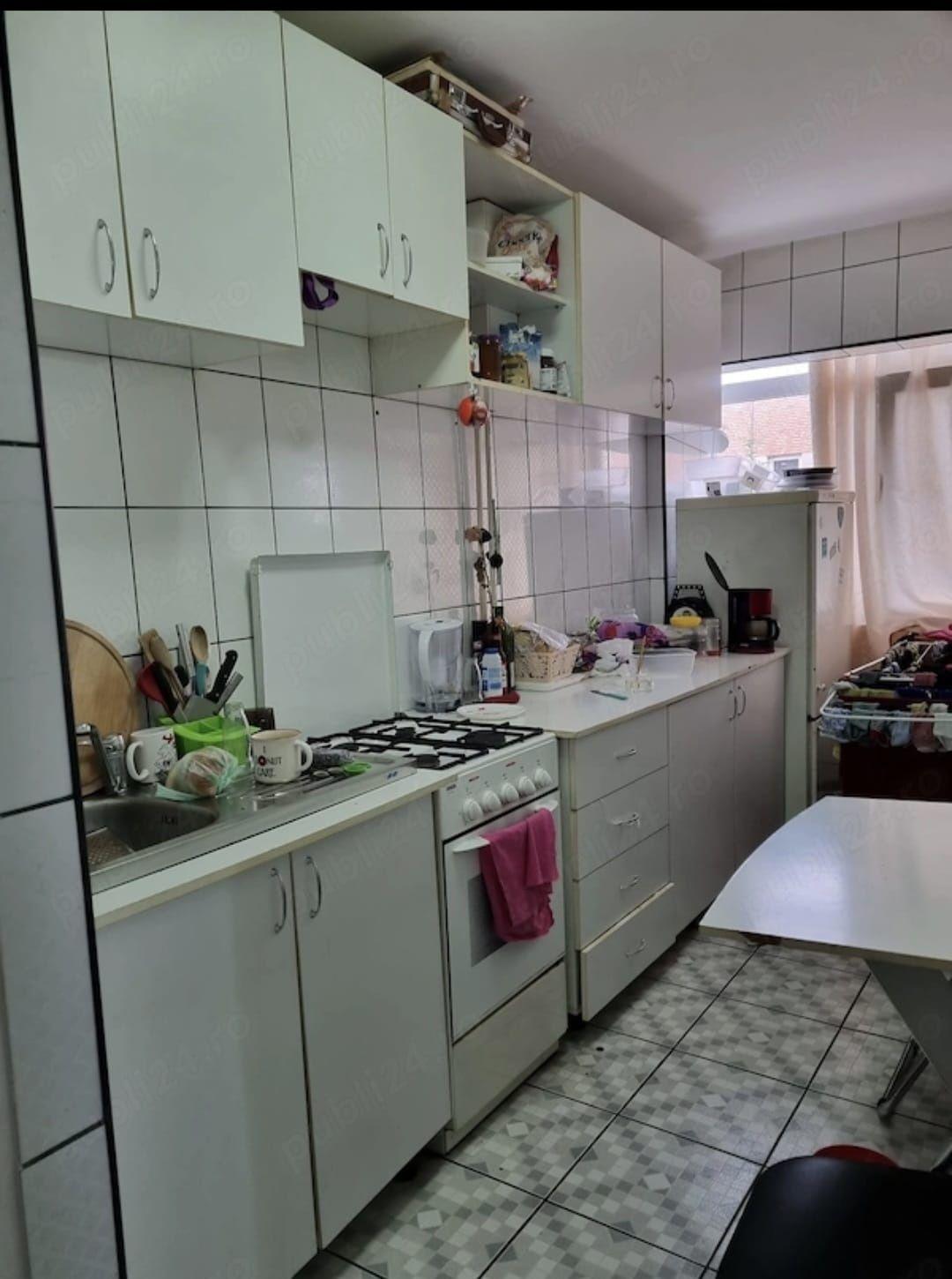 Închiriez apartament 1 camera.Decomandat,30mp,Etaj 3 Manastur