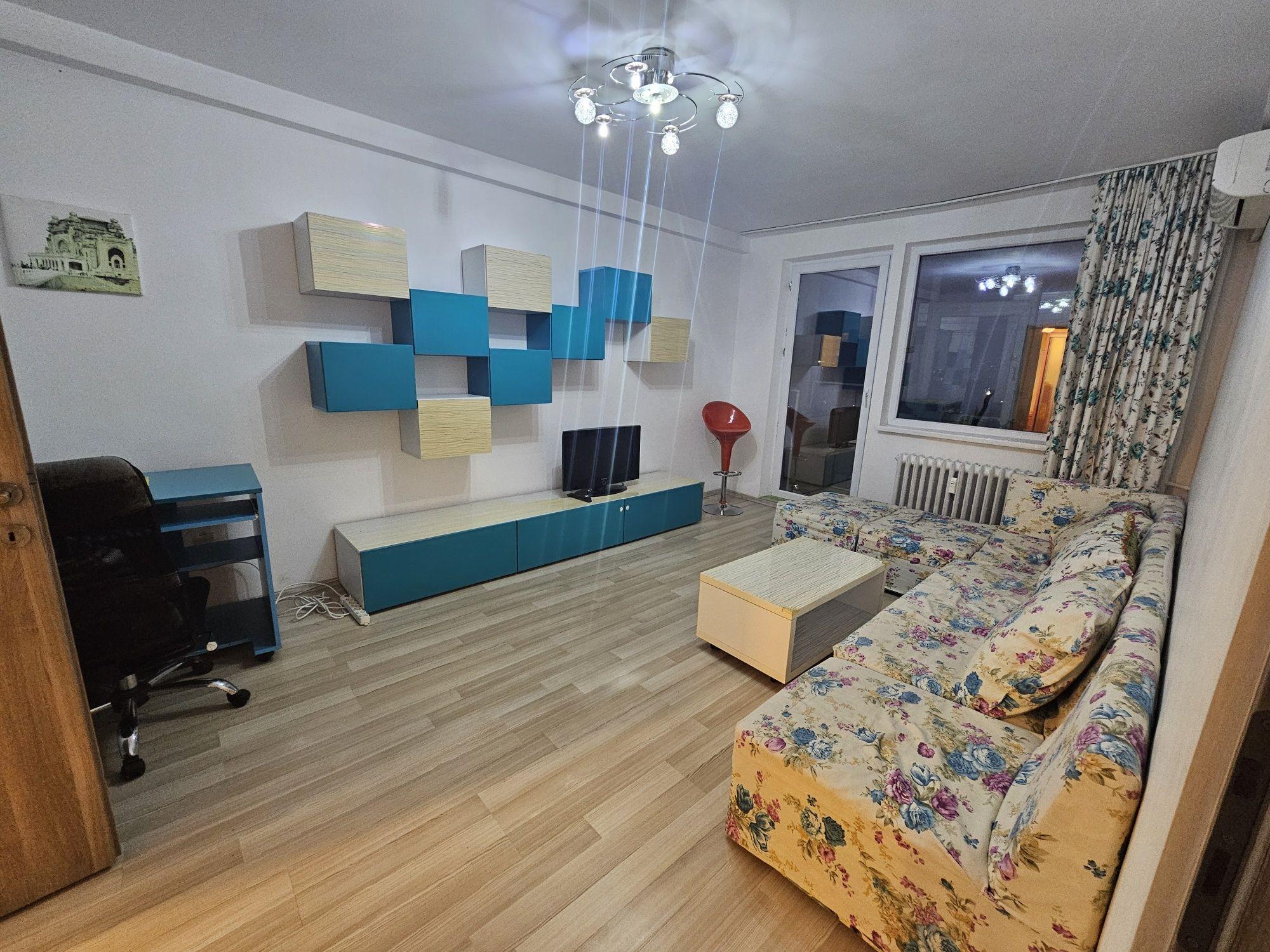 Închiriez apartament 2 camere Centru Liceul Traian Primarie