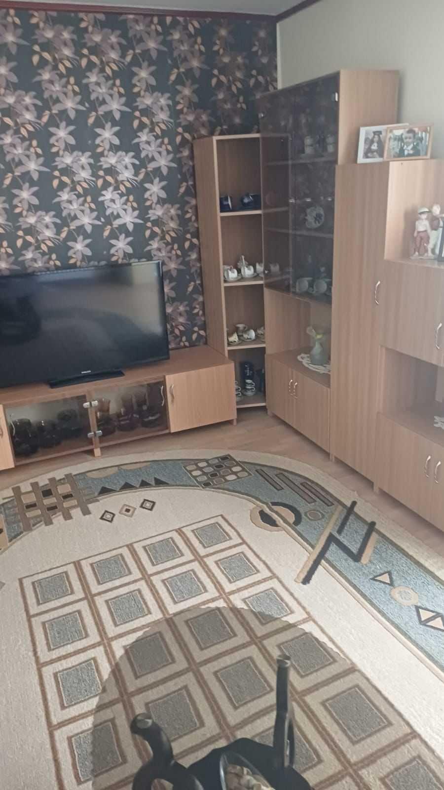 Apartament 3 camere Rovine