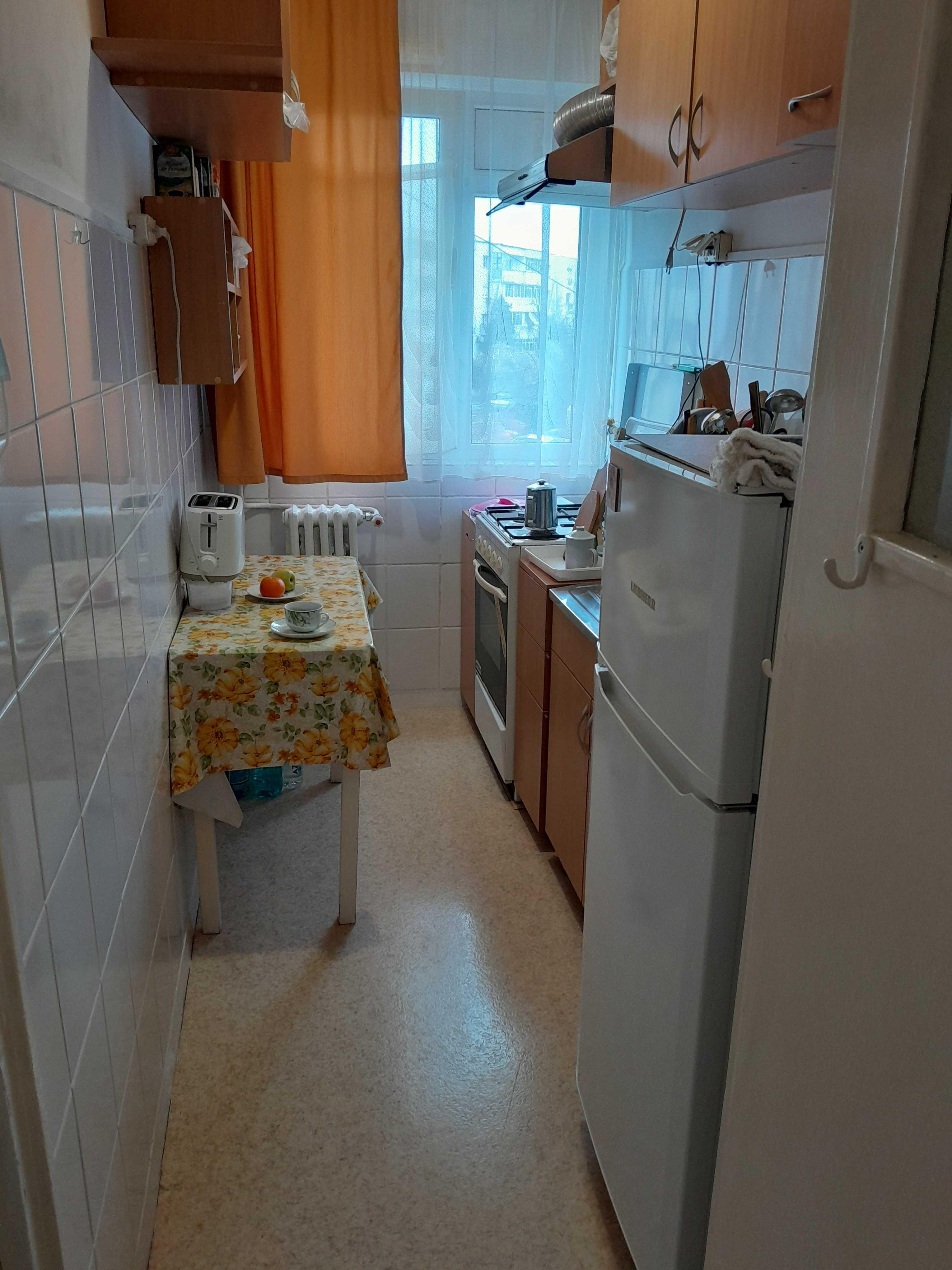 Apartament de  vanzare cf. 2,  et. 2/4 , zona  Vest OMV