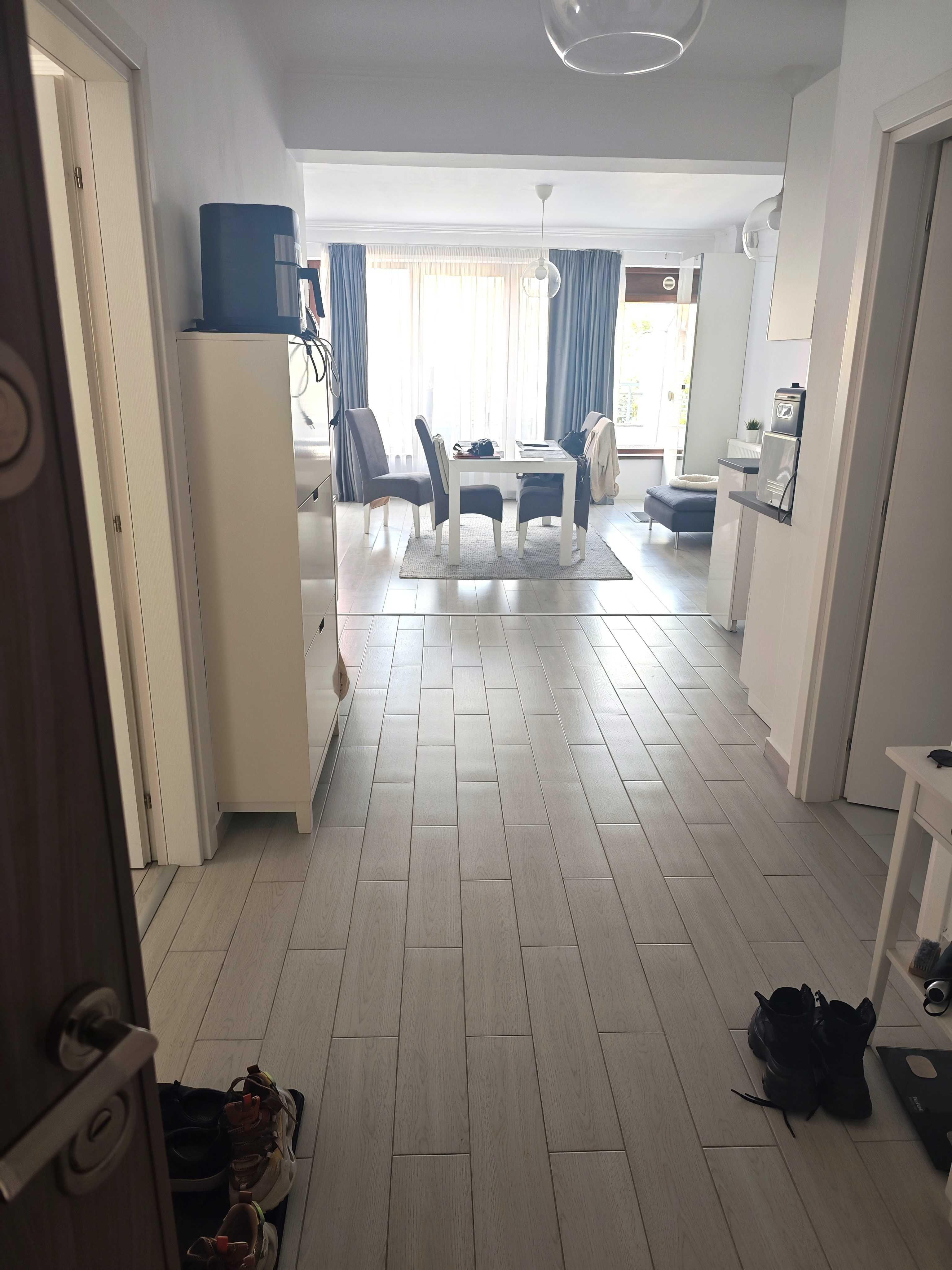 BUCUREȘTI, Piața Romană, PF, Apart. 2c decom, 2018, mobilat si utilat complet, 369.900 euro neg. - imagine 1
