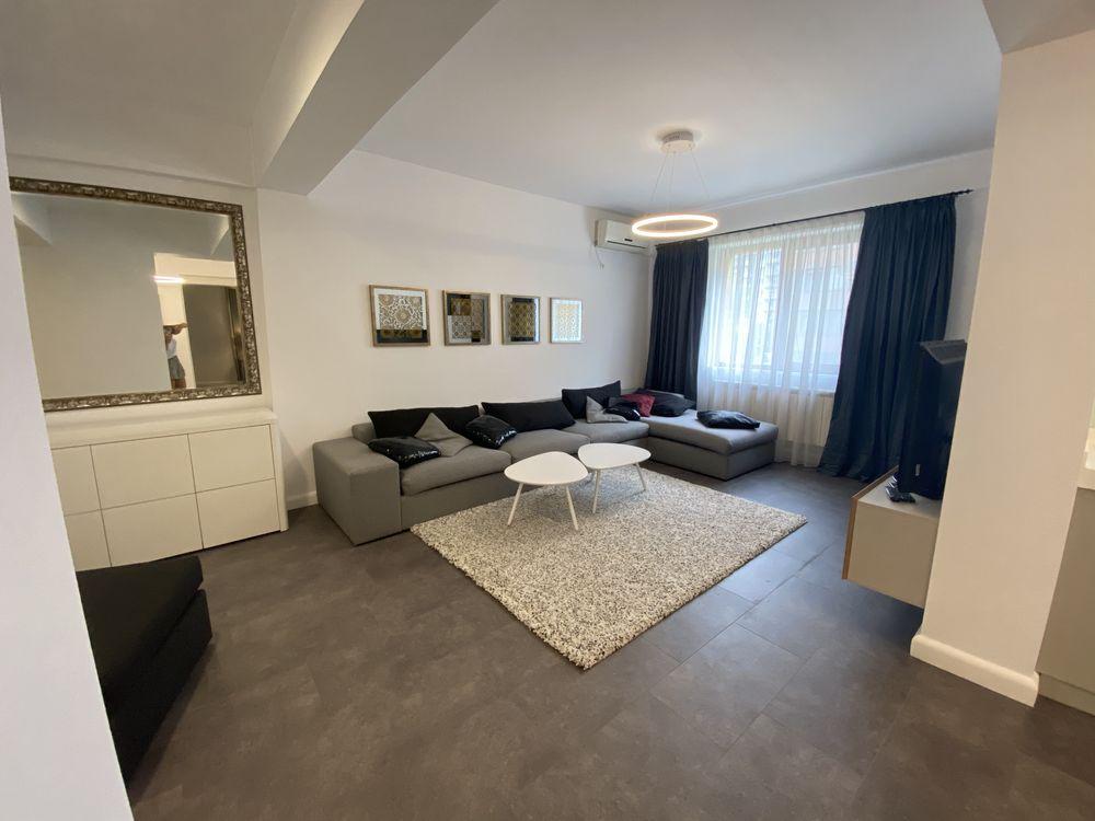 Inchiriez apartament de LUX 2 camere Cartierul Latin