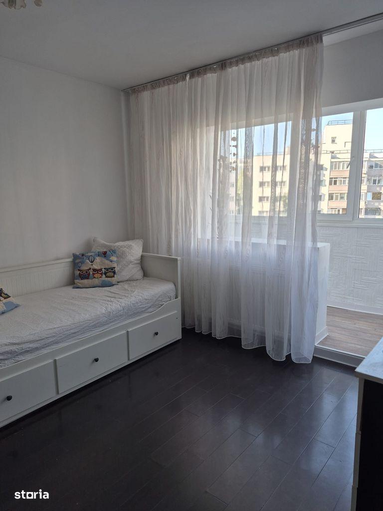Vand apartament 2 camere