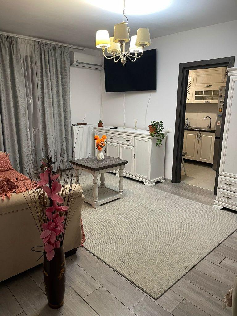 Apartament 2 camere de inchiriat- bloc nou- parcare-B.dul Uverturii