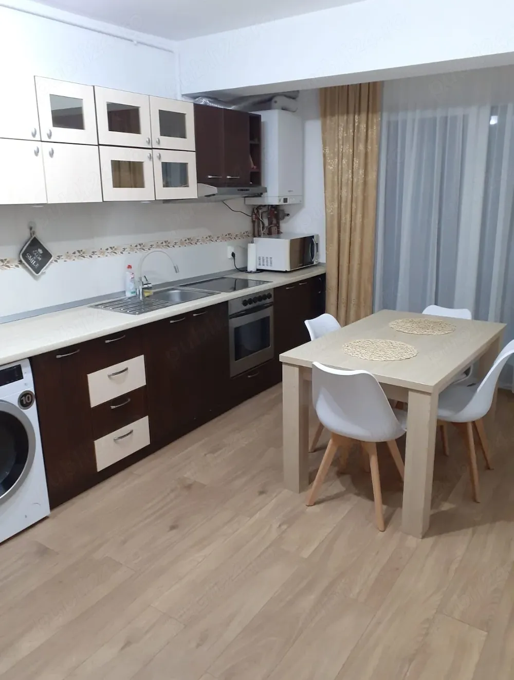 Apartament cu 2 camere decomandat - imagine 1