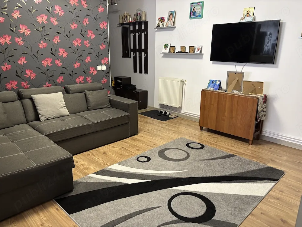 Vând apartament - imagine 1